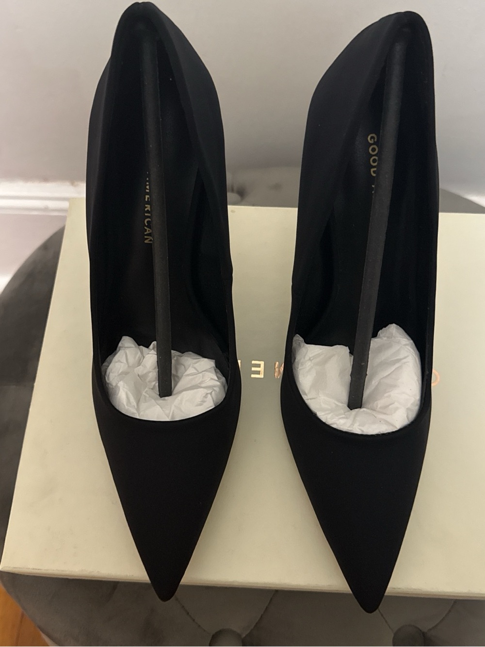 Good American Black Pointed Toe Stiletto Pumps